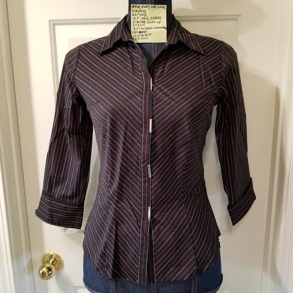 #940 NWOT No Boundaries Black Pin Striped Shirt S - Picture 1 of 14